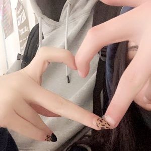 Meet your Posher, Makayla